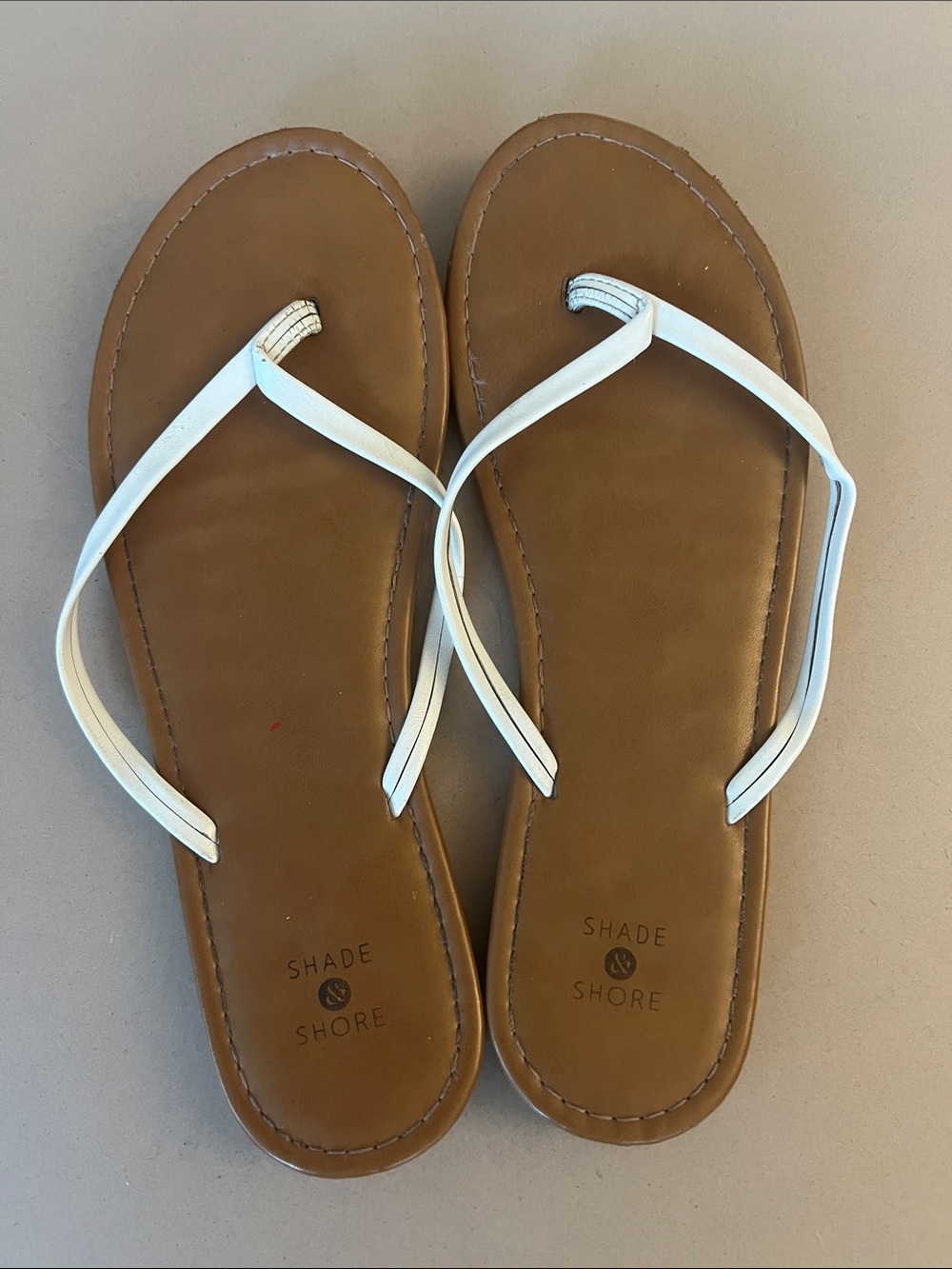Shade & Shore White Strap Tan Footbed Women's Sandals